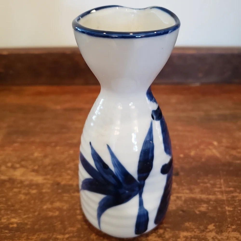 Vintage saki pitcher - 5 inches tall